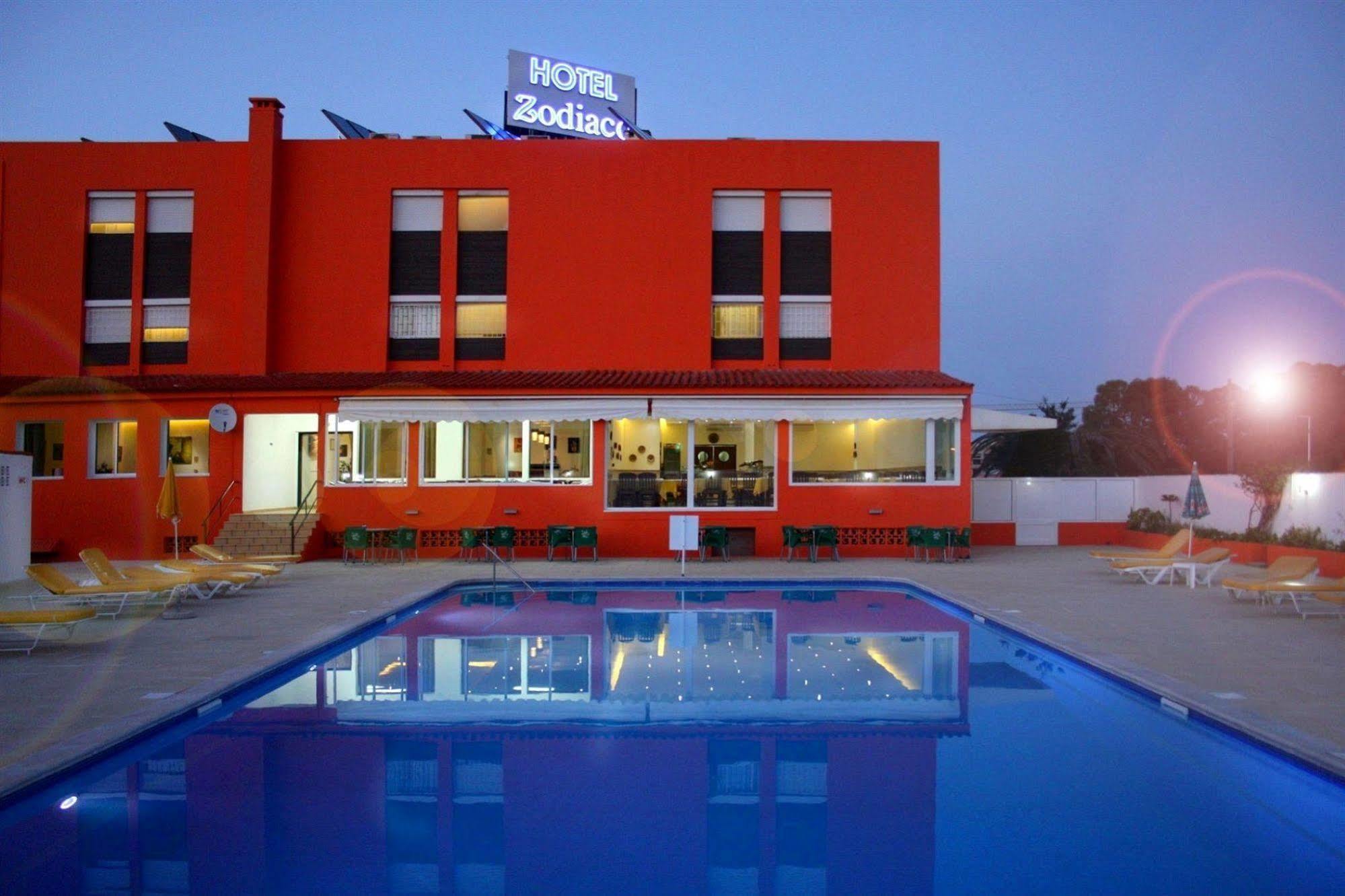 Zodiaco Hotel Quarteira Kültér fotó